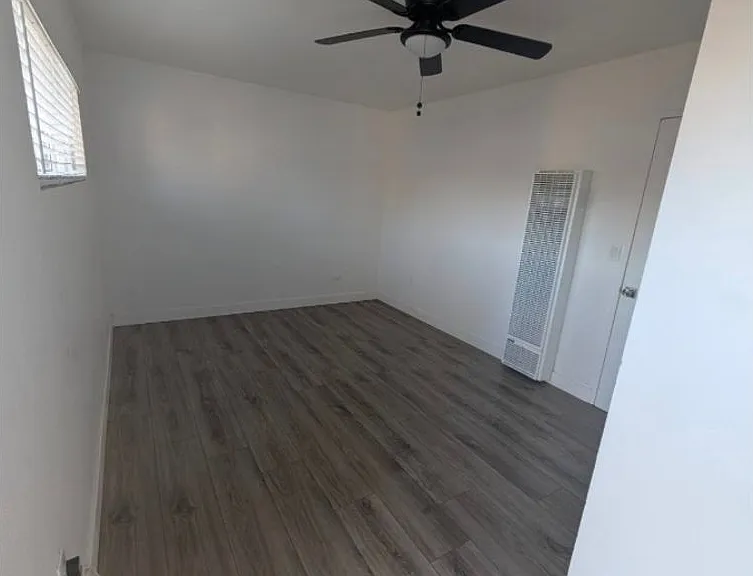 1036 N Olive Ave — Photo 2