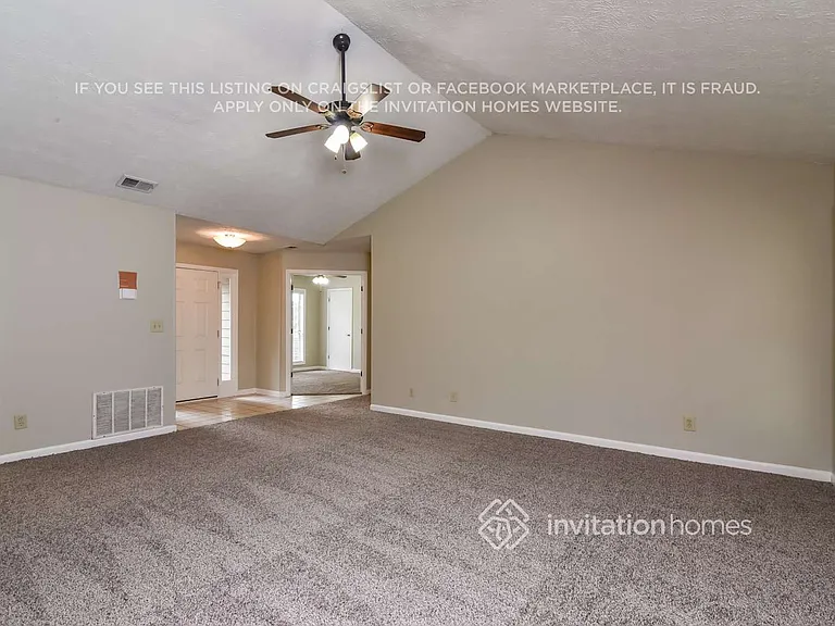 2271 Bankston Cir — Photo 4
