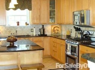 385 Salem Ridge Dr, Randleman, NC 27317