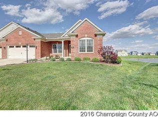1701 Whisper Meadow Ln, Mahomet, IL 61853