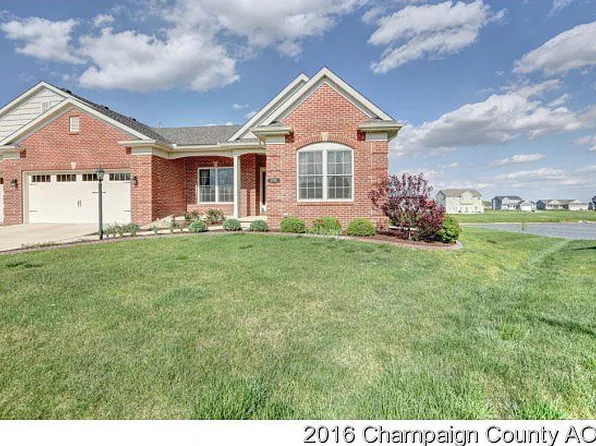 1701 Whisper Meadow Ln, Mahomet, IL 61853