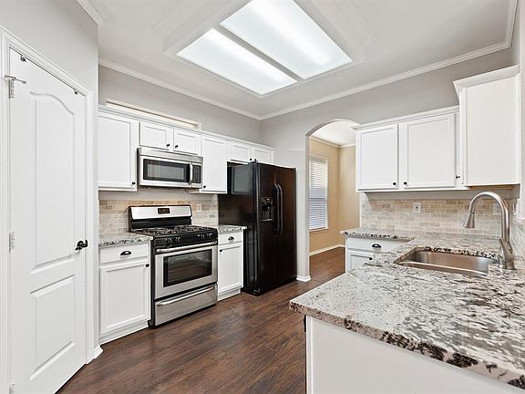 4th image of 4525 Shadowridge Dr