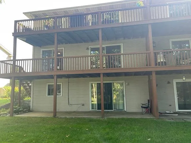Large covered deck 10 ft x 25 feet with 2 sliders into the condo. there are stairs for easy access for pet walking and exit without going through the building.
