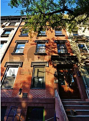 Rented by Bold New York | media 47