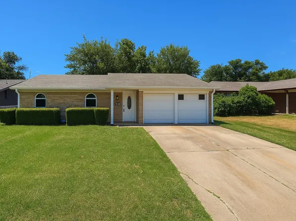 4516 Parkwood Dr, Forest Hill, TX 76140