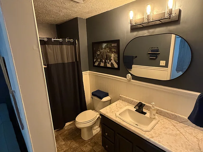 746 Plainview Dr — Photo 4
