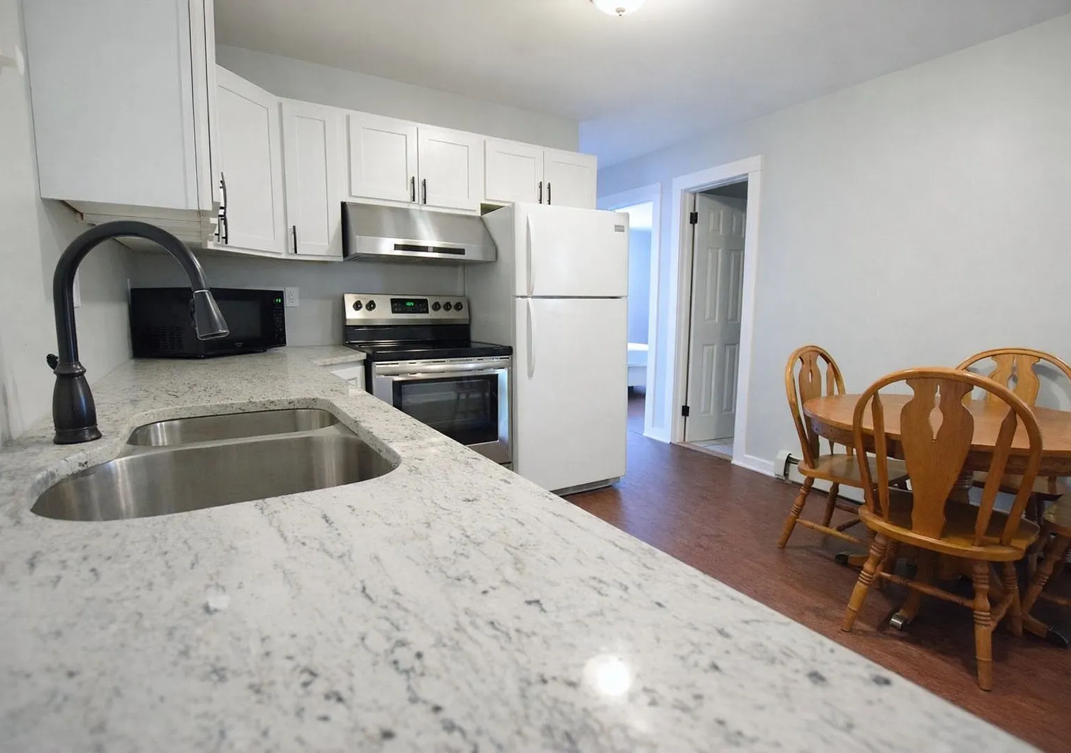 217 Columbia St (985 Danby Rd LLC) — Photo 4
