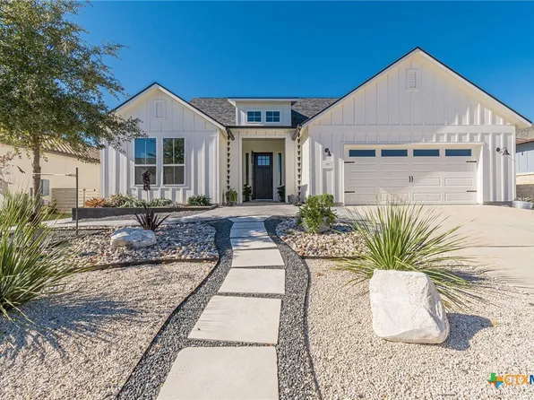 117 Cruising Oak St, San Marcos, TX 78666