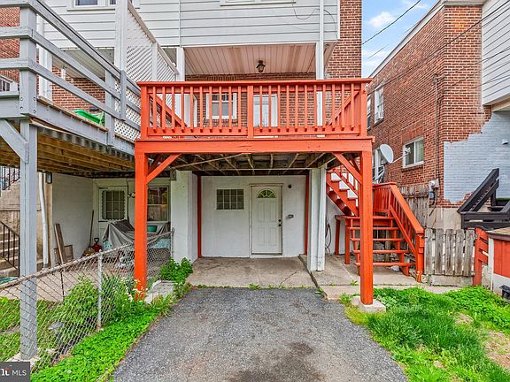 5th image of 120 N Saint George St