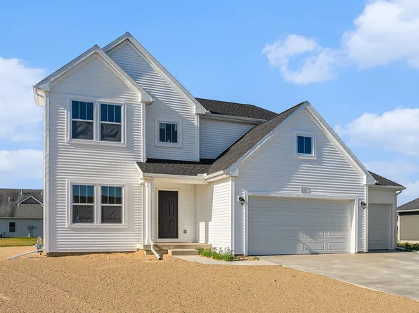 5393 Lily Ann Ln, Dryden, MI 49428