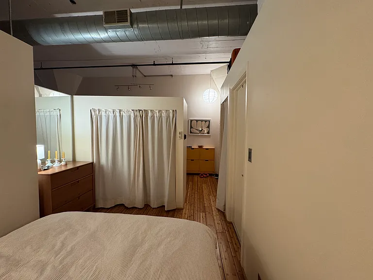 621 S Plymouth Ct #208 — Photo 11
