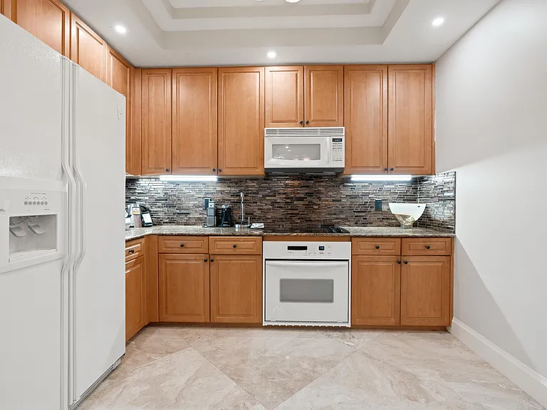230 Ocean Grande Blvd #802 — Photo 12