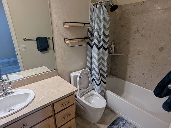 4th image of 1341 McKinley Ct