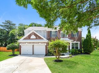 1905 Arbor Crest Ct, Charlotte, NC 28262