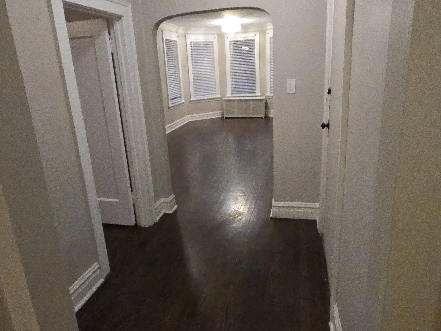 4 bed, 1.5 bath, 1900 sqft, $2,350 — Photo 4