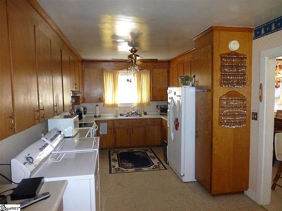 3rd image of 127 Seminole Dr