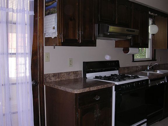 5th image of 113 Hazelwood Dr
