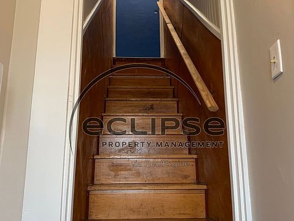 2nd image of 202 N Main St #2
