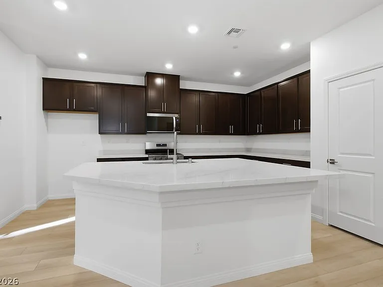 115 Cinder Cone Ln — Photo 7