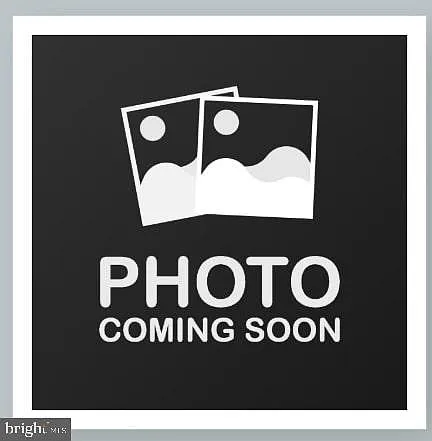 8101 Burkart Ct