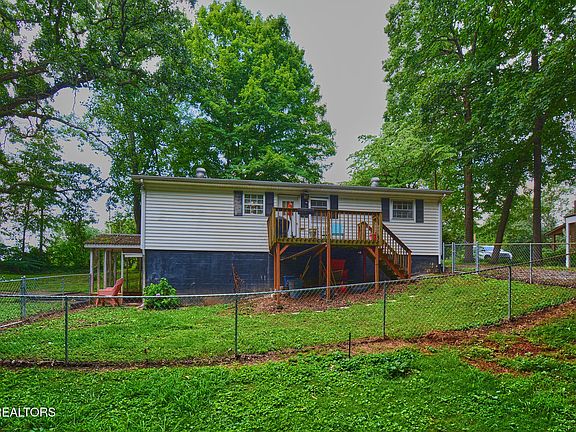 5th image of 3324 Wildwood Rd