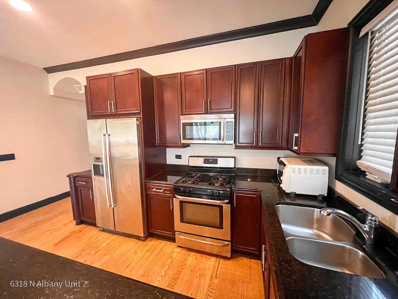 6318 N. Albany Ave. — Photo 4