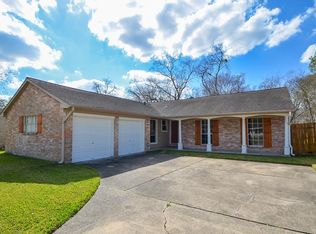 9110 Maplecrest Dr, Houston, TX 77099