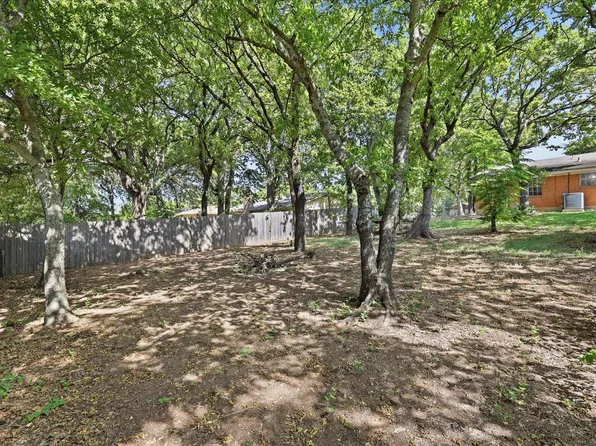 332 Ruth St, Denton, TX 76205