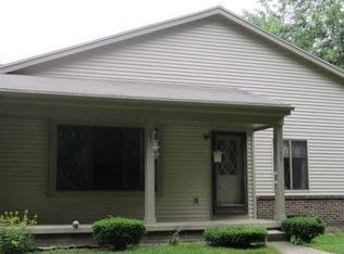 1466 Leisure Dr, Flint, MI 48507