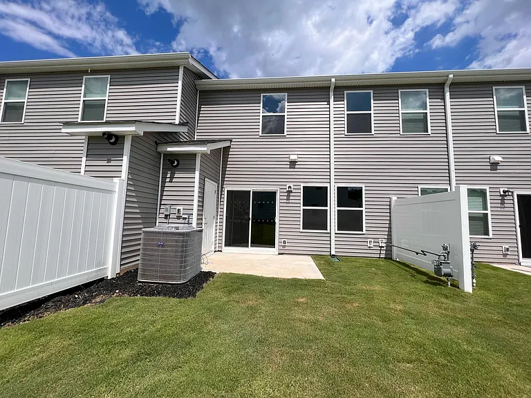 4 Beachley Pl — Photo 20