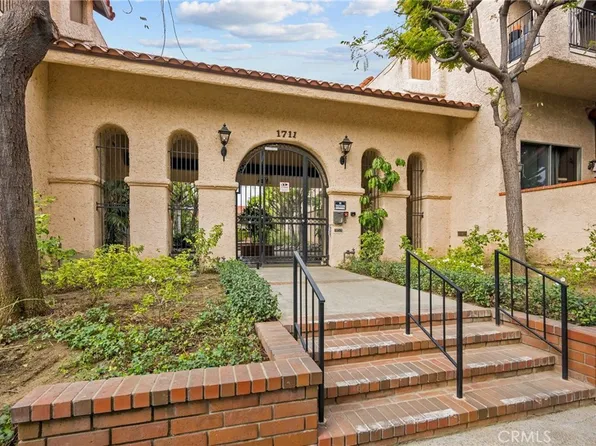 1711 Grismer Ave APT 27, Burbank, CA 91504