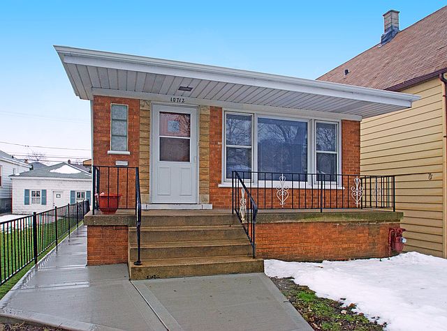 1st image of 10712 S Avenue H