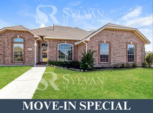 1900 Glen Meadow Dr, Royse City, TX 75189