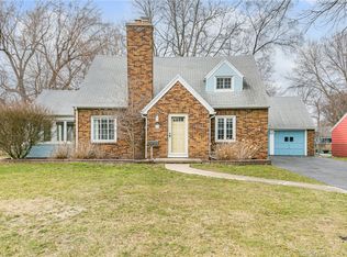 46 Scholfield Rd, Rochester, NY 14617