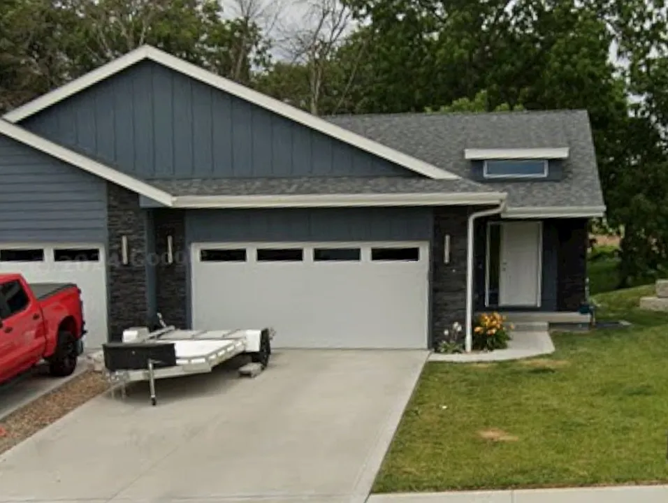 5320 Destiny Dr