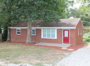 2201 Dalewood Dr, Gastonia, NC 28054