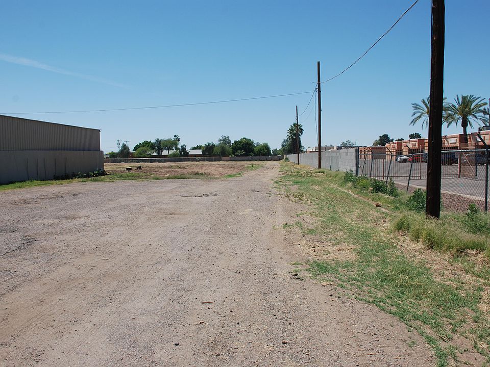 1st image of 2522 N 35th Ave Lot 1