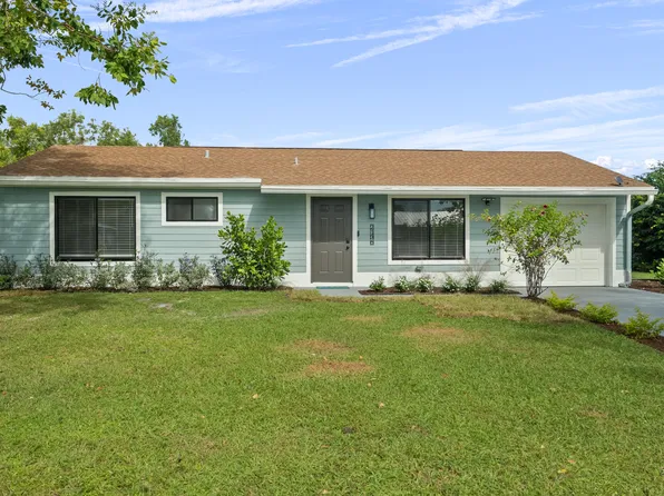 2136 SE East Dunbrooke Circle, Port St Lucie, FL 34952