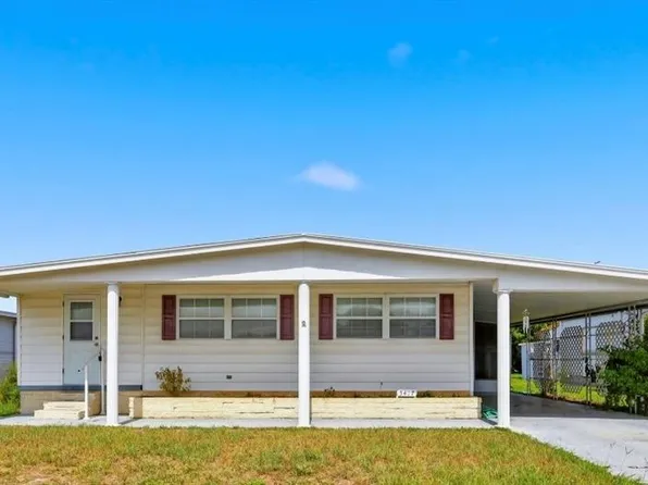 5417 Amanda St, Zephyrhills, FL 33542