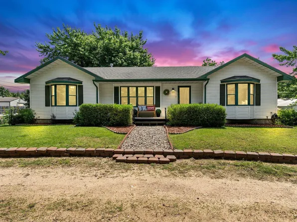 322 S Main St, Haysville, KS 67060