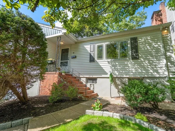 38 Hazelmere Rd, Roslindale, MA 02131