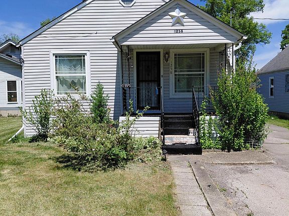 2nd image of 1258 Hart Rd