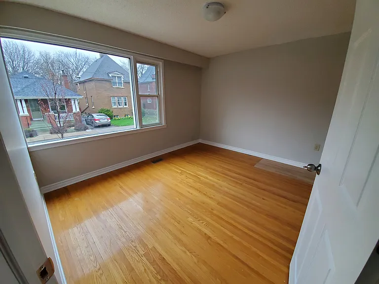 462 Victoria St #2 — Photo 21