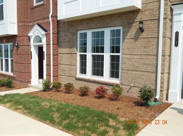 42747 Eildon Ter, Ashburn, VA 20147