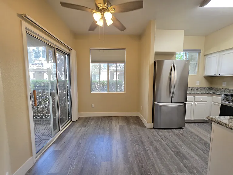9050 W Warm Springs Rd #1077 — Photo 9