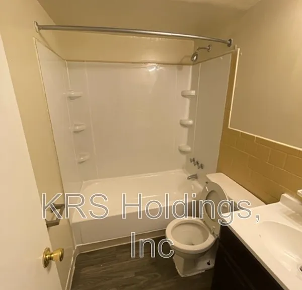 1215 Nelson St #D — Photo 14