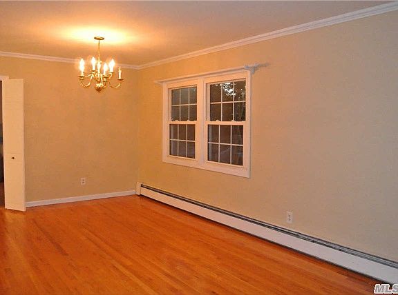 4th image of 3 Wycomb Ct