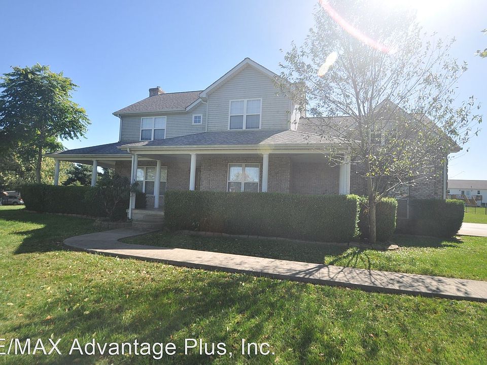 1st image of 165 Diana Ln