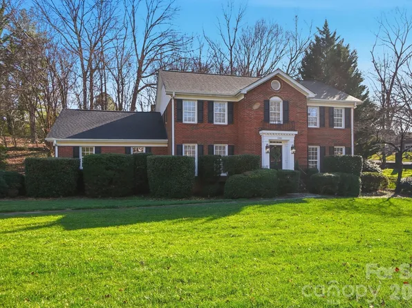 1308 Dumbarton Rd, Gastonia, NC 28054