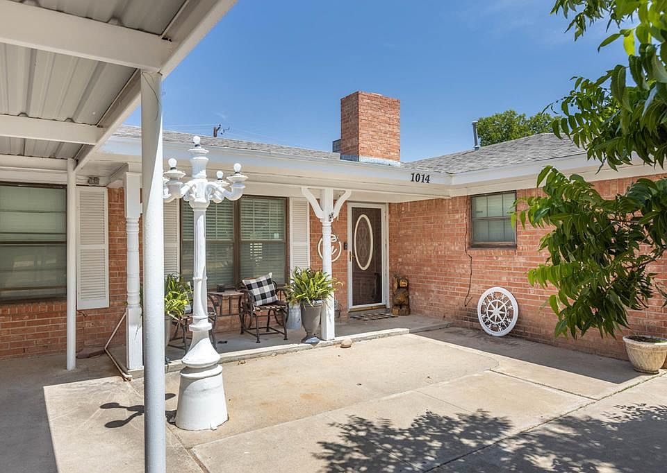 1st image of 1014 E San Antonio St